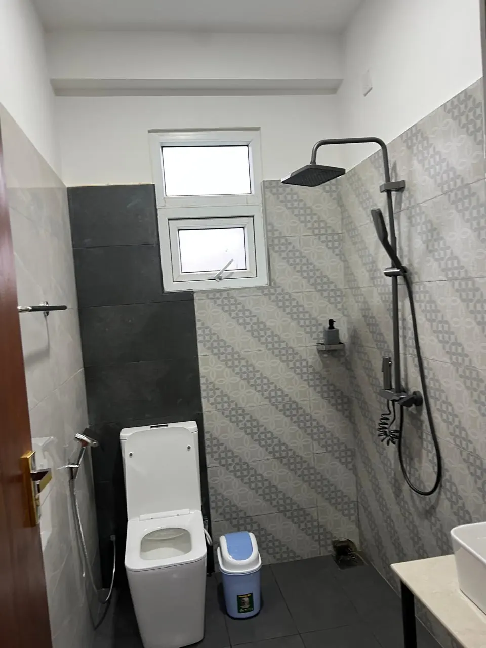 Villa Oliva Shower