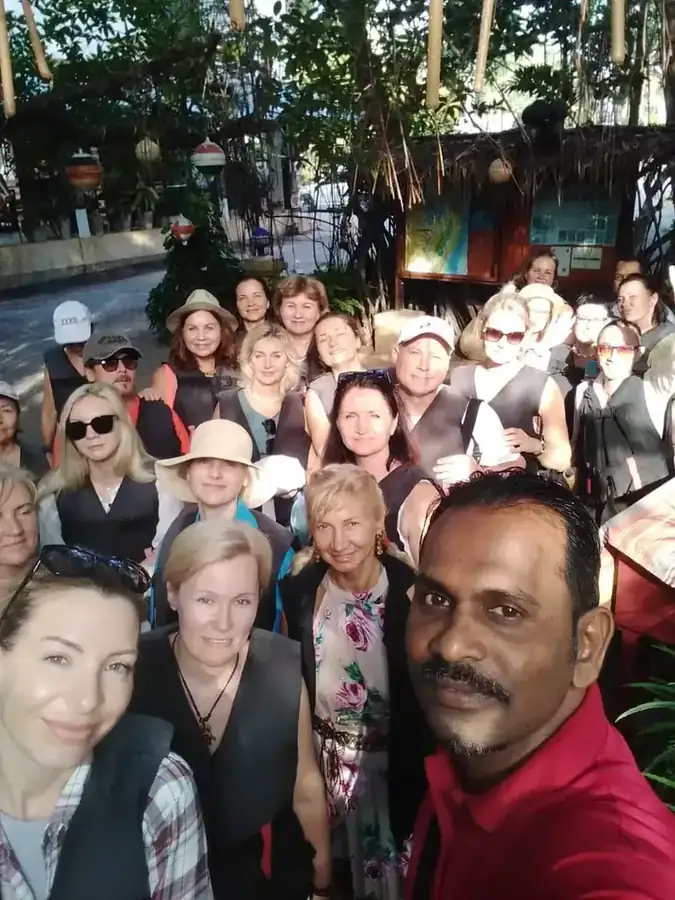 Travel group dining